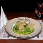 Green peas risotto, with parmesan chips
